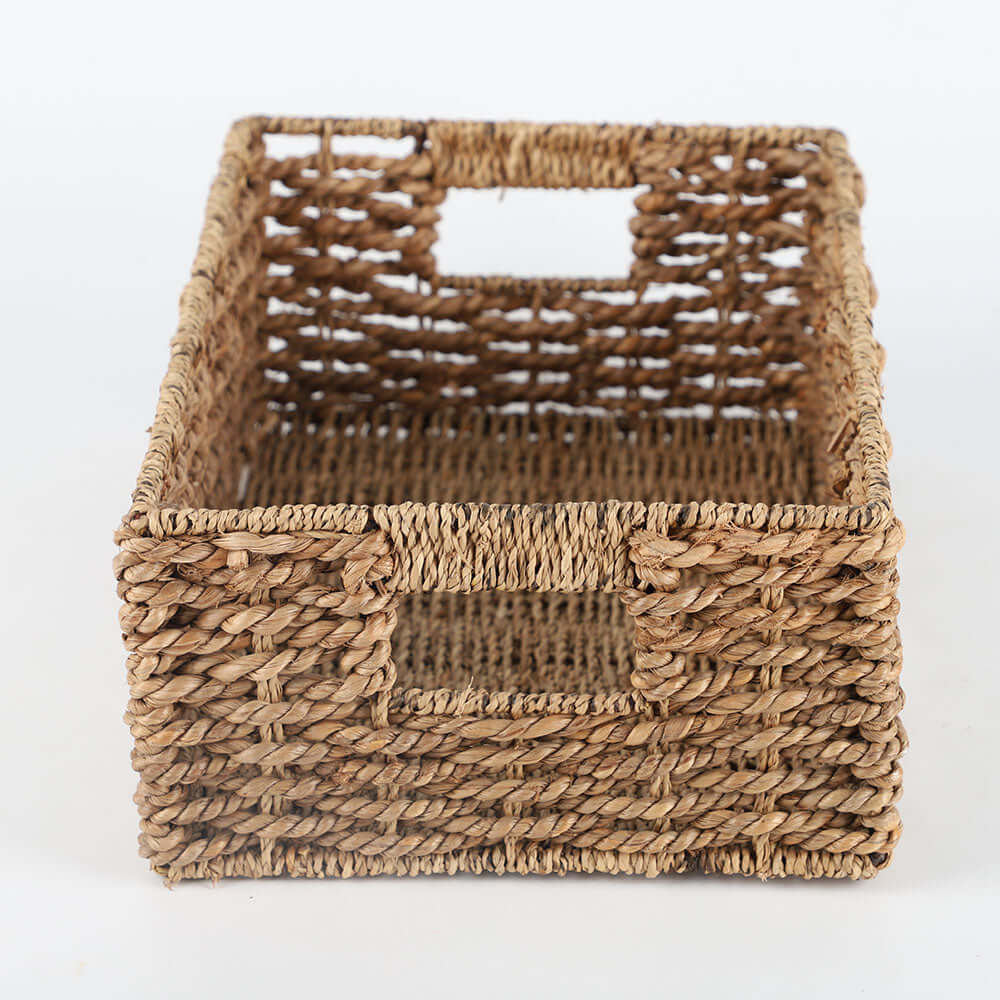 storage straw baskets