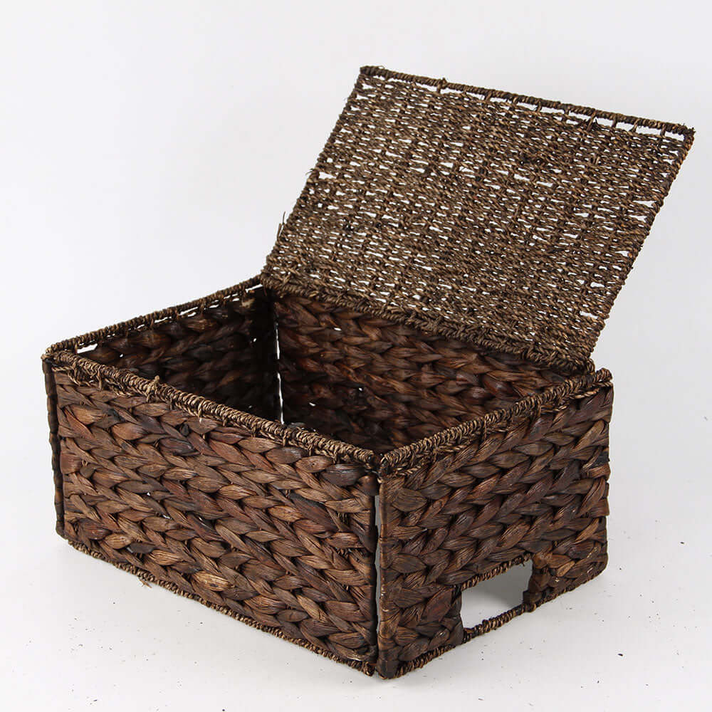 dark brown baskets