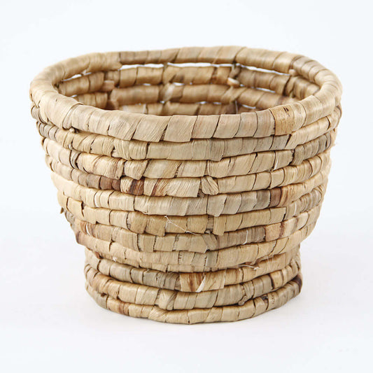 Custom wholesale straw baskets for storage