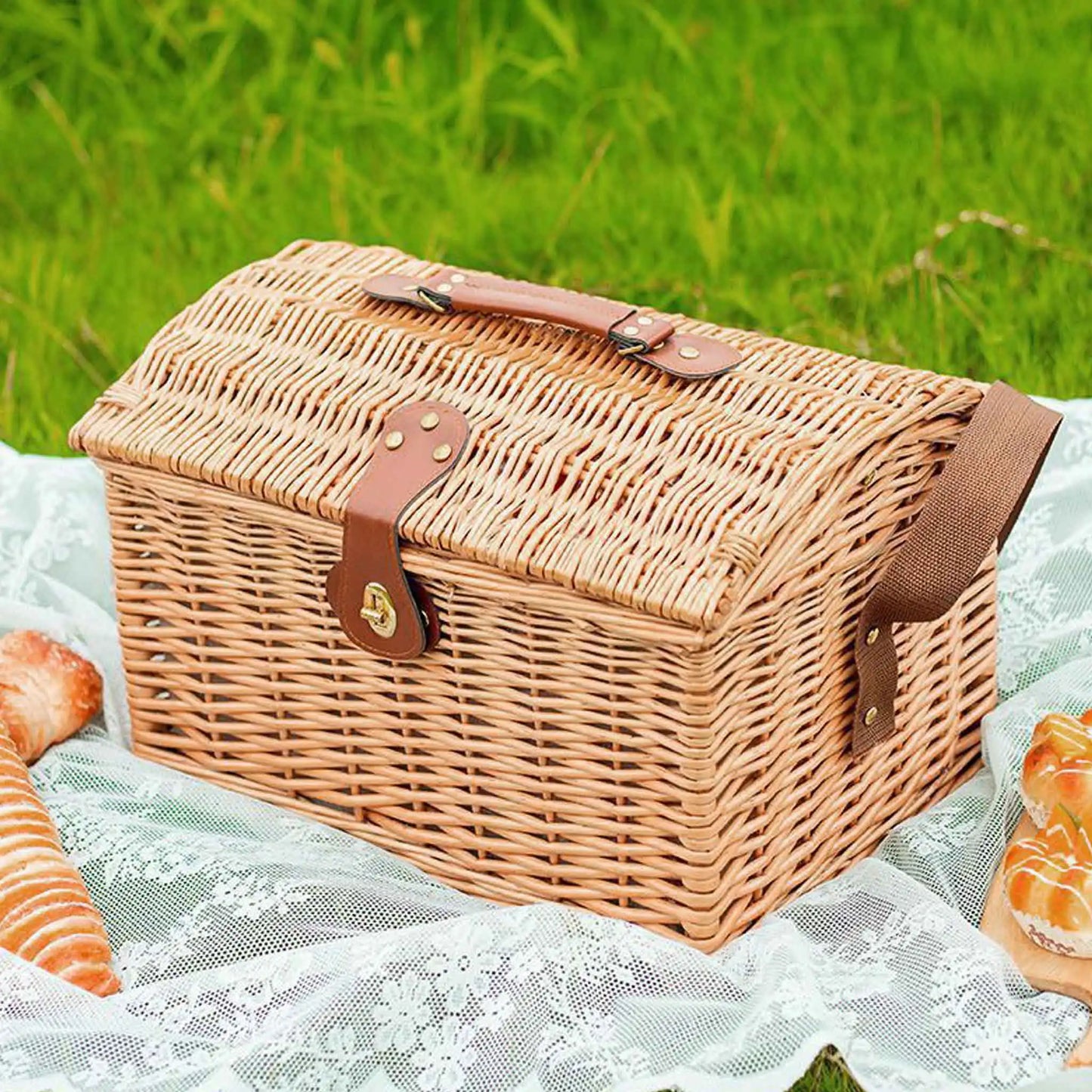 Best picnic basket for the beach