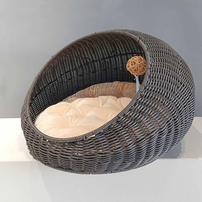 Washable Grass Woven Pet Bed