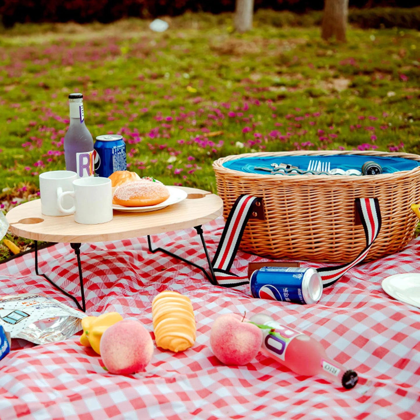 Artisanal Willow Picnic Basket for Outdoor